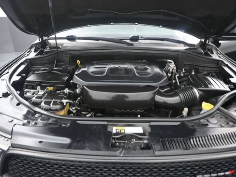 Used 2019 Dodge Durango GT w/ Blacktop Package RWD image 16