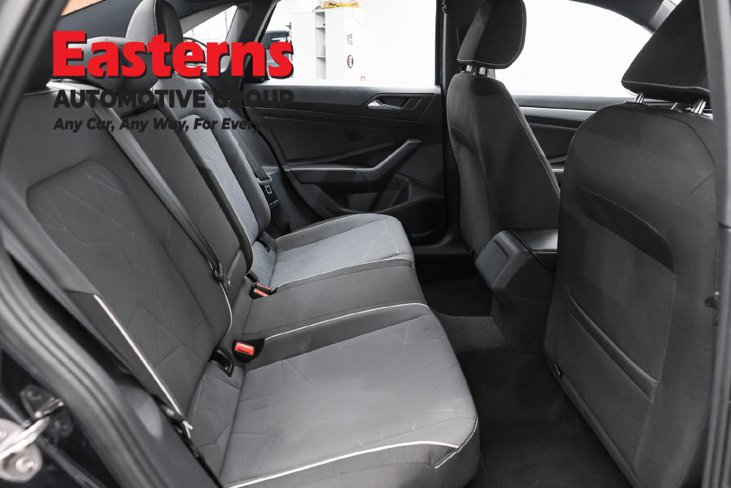 Used 2025 Volkswagen Jetta Sport FWD image 24
