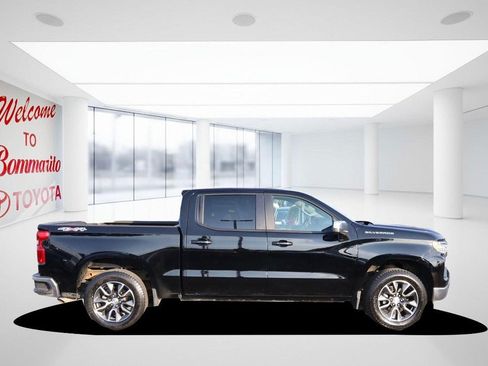 Used 2024 Chevrolet Silverado 1500 LT AWD/4WD image 5