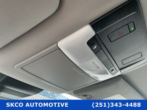 Used 2025 Nissan Altima 2.5 SV FWD image 26