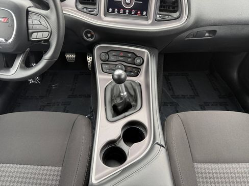 Used 2022 Dodge Challenger R/T RWD image 12