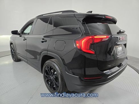 Used 2021 GMC Terrain SLE w/ Elevation Edition image 4