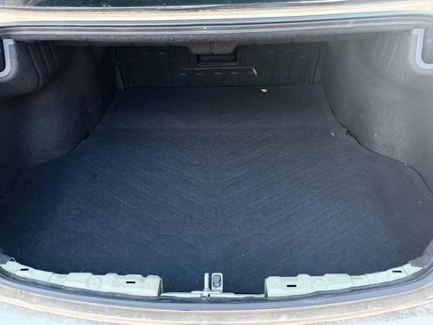 Used 2012 Hyundai Genesis 3.8 w/ Premium Pkg image 15