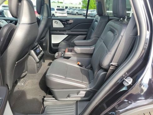 Certified 2023 Lincoln Aviator Reserve w/ Equipment Group 201A AWD/4WD image 23