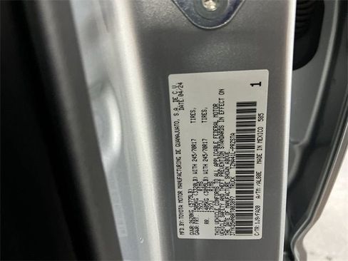 Used 2024 Toyota Tacoma SR image 32