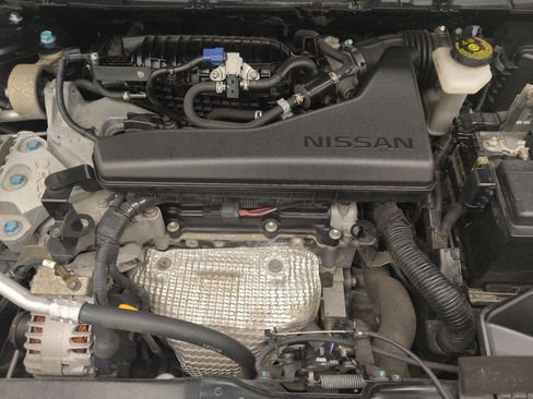 Used 2019 Nissan Rogue SV AWD/4WD image 30