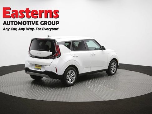 Used 2023 Kia Soul LX FWD image 39