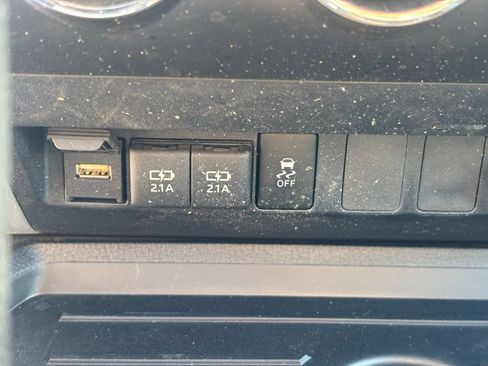 Used 2020 Toyota Tundra SR5 w/ SR5 Upgrade Package image 18