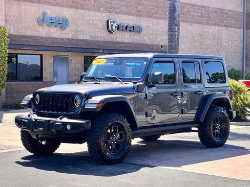 Used 2025 Jeep Wrangler Unlimited Sport S 4xe AWD/4WD image 4