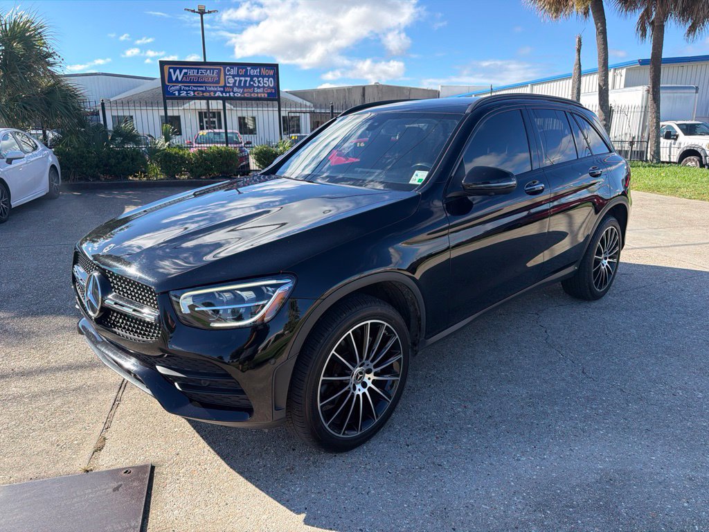 Used 2021 Mercedes-Benz GLC 300 image 2