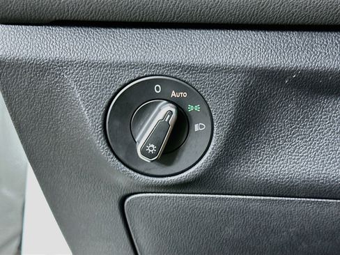 Used 2025 Volkswagen Jetta S FWD image 17
