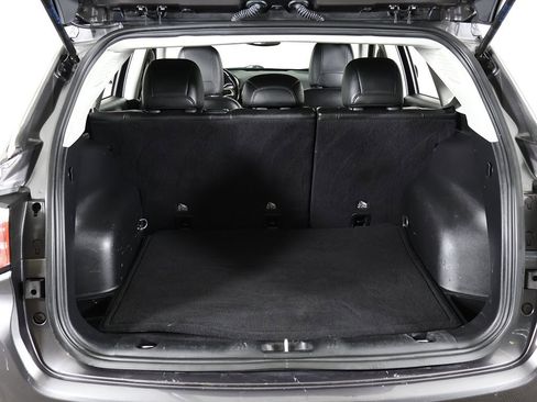 Used 2020 Jeep Compass Latitude w/ Cold Weather Group image 16