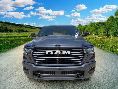 New 2026 RAM 1500 Laramie AWD/4WD image 8