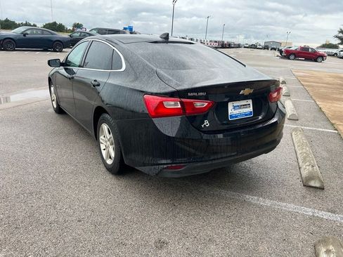 Used 2020 Chevrolet Malibu LS FWD image 3
