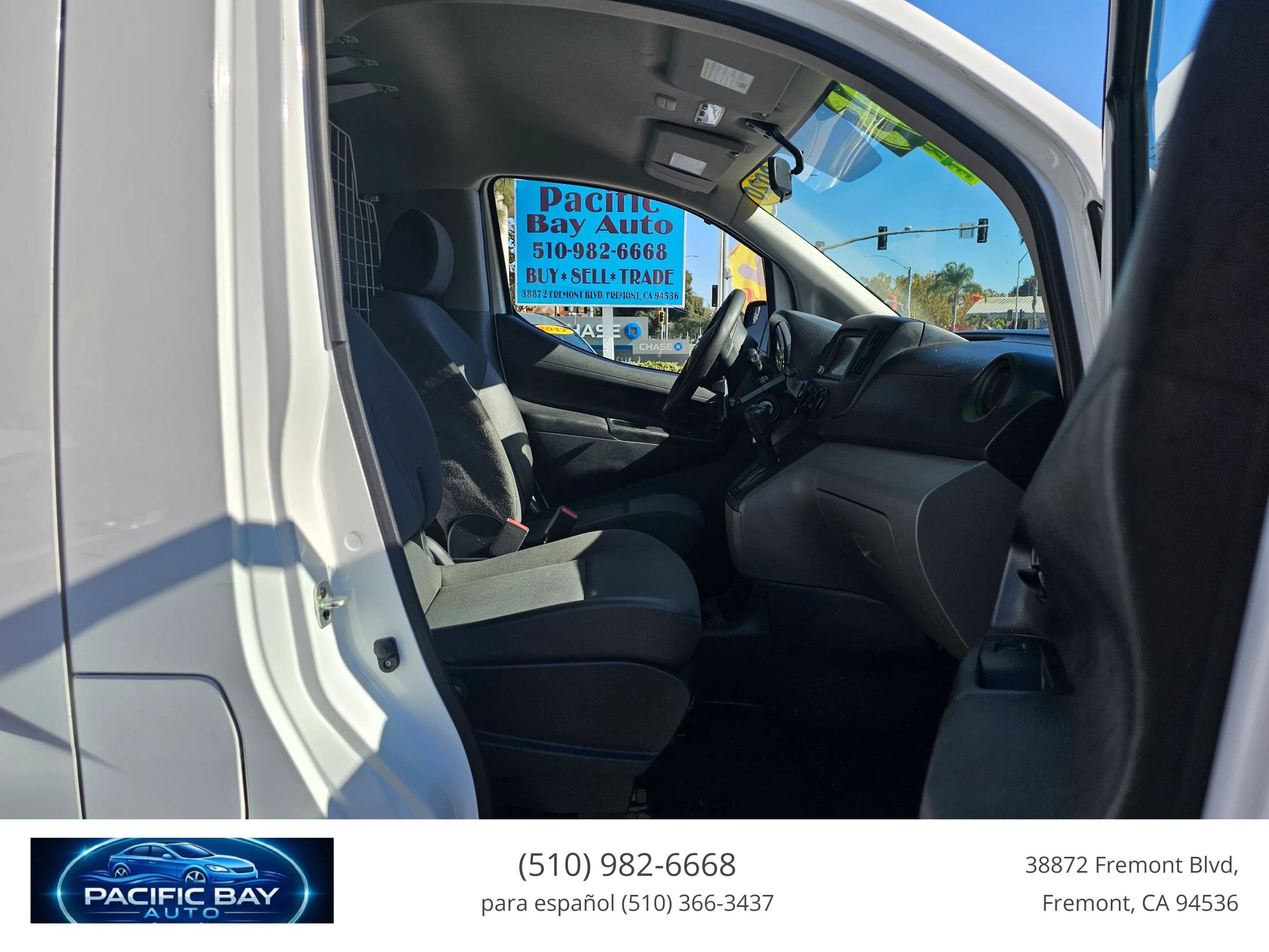 Used 2020 Nissan NV200 S w/ Back Door Glass Package FWD image 20