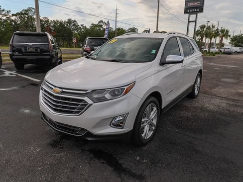 Used 2019 Chevrolet Equinox Premier FWD image 3