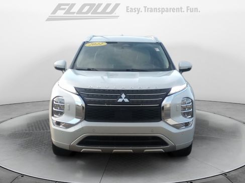 Used 2022 Mitsubishi Outlander SEL image 3