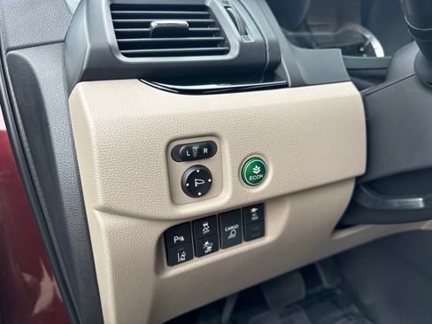 Used 2018 Honda Ridgeline RTL-E image 16