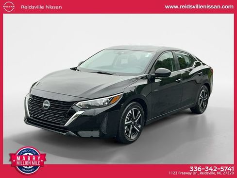 Used 2025 Nissan Sentra SV FWD image 1
