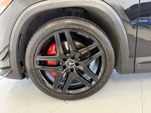 Used 2022 Mercedes-Benz GLA 35 AMG 4MATIC w/ AMG Aerodynamic Package image 55