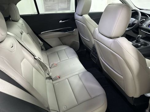 Used 2019 Cadillac XT4 Luxury w/ Cold Weather Package image 17