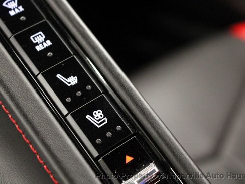 Used 2021 Chevrolet Corvette Stingray Premium Conv w/ Z51 Performance Package image 35