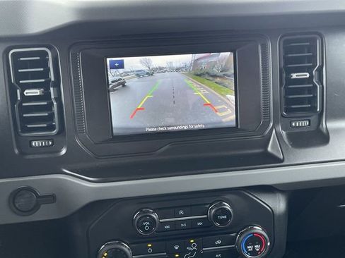 Used 2022 Ford Bronco Big Bend image 18