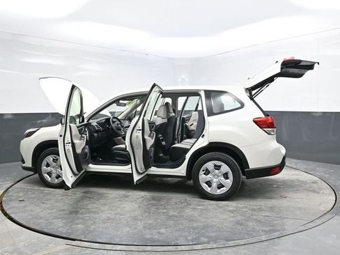 Used 2022 Subaru Forester image 38