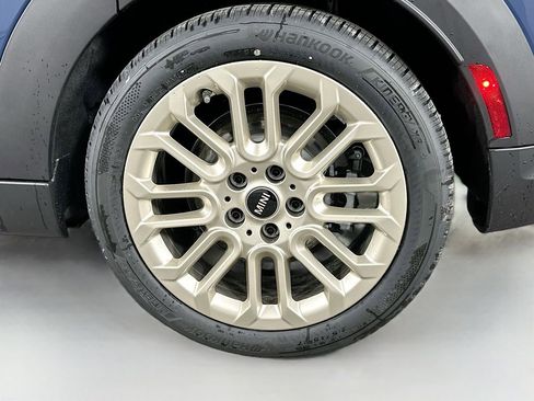 New 2026 MINI Cooper S image 22