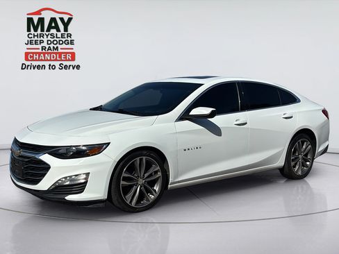 Used 2021 Chevrolet Malibu LT FWD image 3