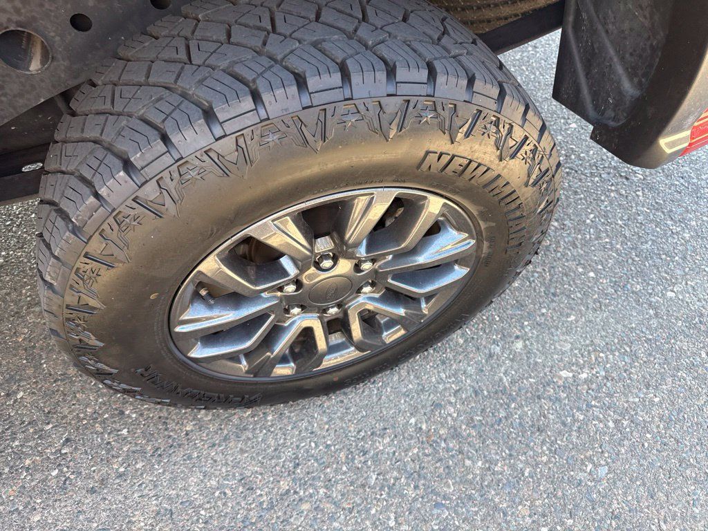 Used 2019 Ford Ranger XLT w/ Equipment Group 301A Mid AWD/4WD image 12