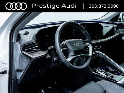 Used 2025 Audi Q5 Premium Plus w/ Premium Plus image 14