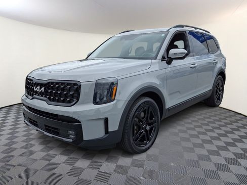 Certified 2024 Kia Telluride SX X-Line AWD/4WD image 3