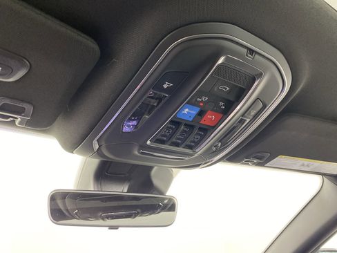 New 2025 Jeep Grand Cherokee L Limited w/ Black Appearance Package image 25