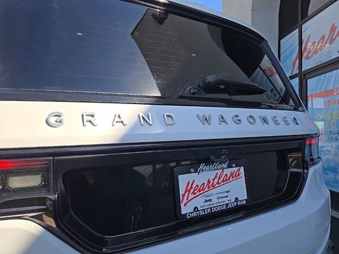 Used 2024 Jeep Grand Wagoneer L Series II w/ Quick Order Packagew 28T AWD/4WD image 21