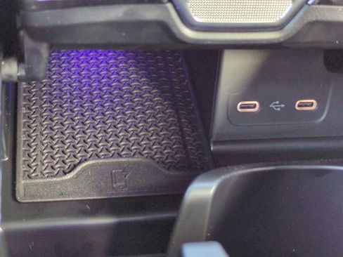 Used 2026 Mercedes-Benz C 300 Sedan image 22