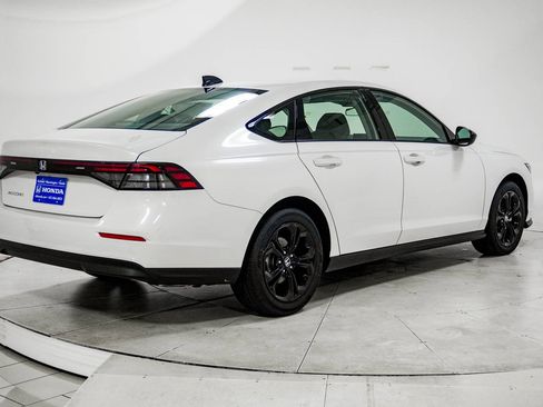New 2025 Honda Accord SE image 10