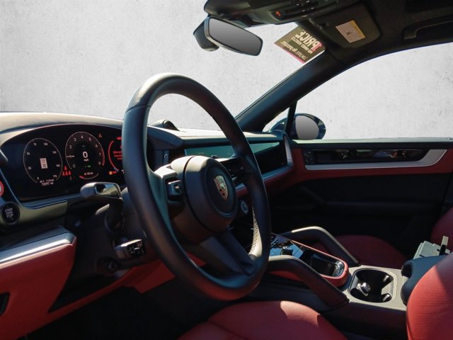 Used 2025 Porsche Cayenne E-Hybrid AWD/4WD image 10