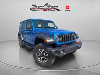 Used 2026 Jeep Wrangler Unlimited Rubicon w/ Technology Group AWD/4WD video 1