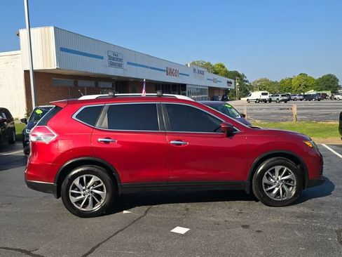 Used 2014 Nissan Rogue SL w/ SL Premium Package FWD image 2