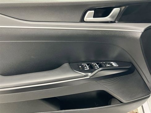 Used 2023 Kia K5 LXS image 20