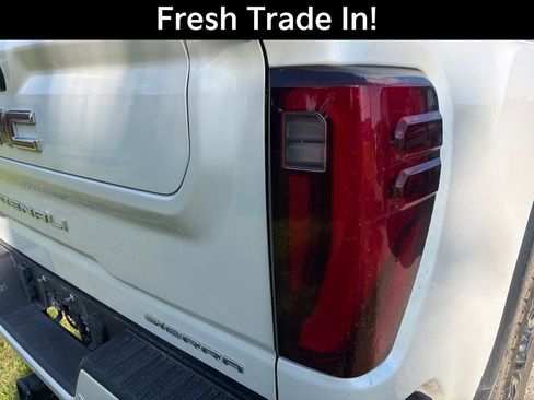 Used 2024 GMC Sierra 2500 Denali w/ Denali Reserve Package AWD/4WD image 10