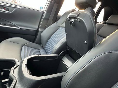 Used 2025 Toyota RAV4 XSE image 27