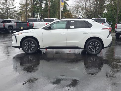 New 2026 Toyota bZ XLE Plus image 6