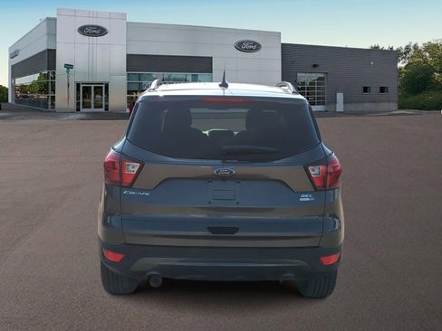 Used 2019 Ford Escape SEL image 10