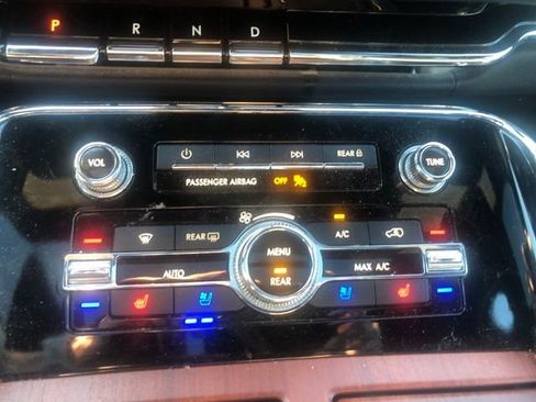 Used 2022 Lincoln Navigator L Reserve image 14