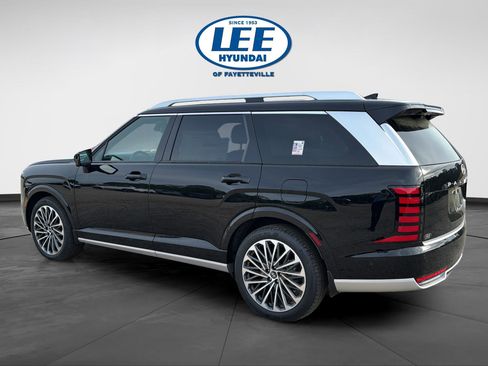New 2026 Hyundai Palisade Calligraphy FWD image 4