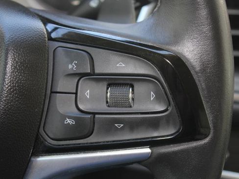 Used 2023 Buick Enclave Essence w/ Sound and Sites Package AWD/4WD image 29