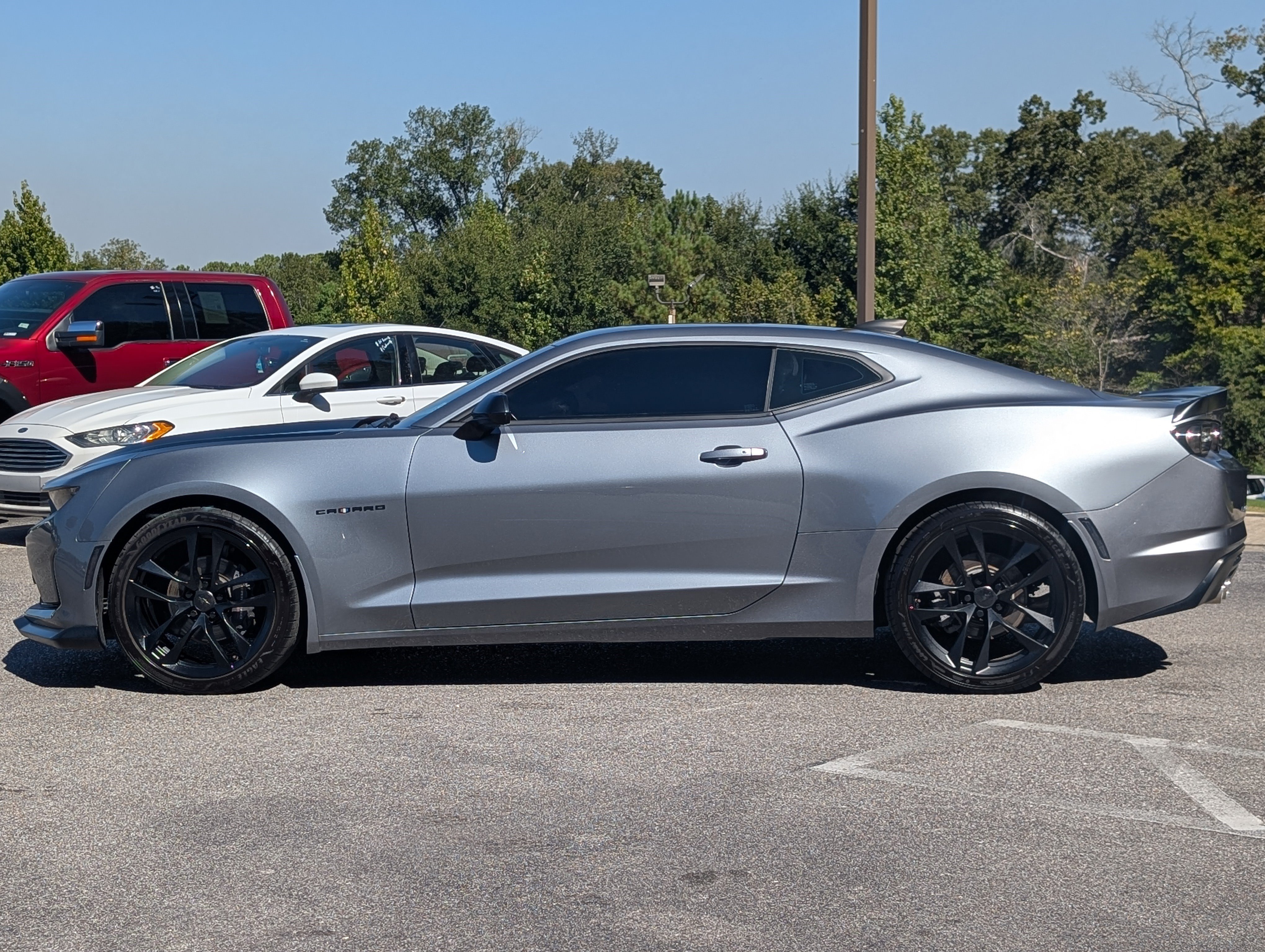 Used 2020 Chevrolet Camaro LT w/ 1LE Track Performance Package RWD image 6