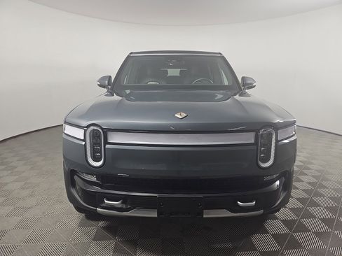 Used 2024 Rivian R1S Adventure image 8